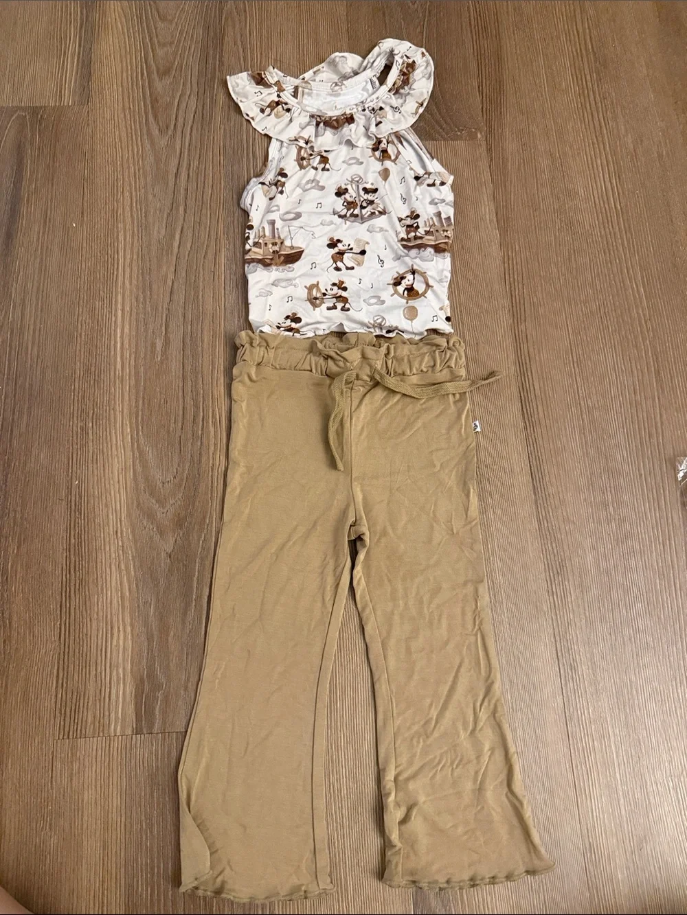 NWOT Jammie Sessions bamboo viscose Vintage Voyage Bloomy Crop Set - 3/4T